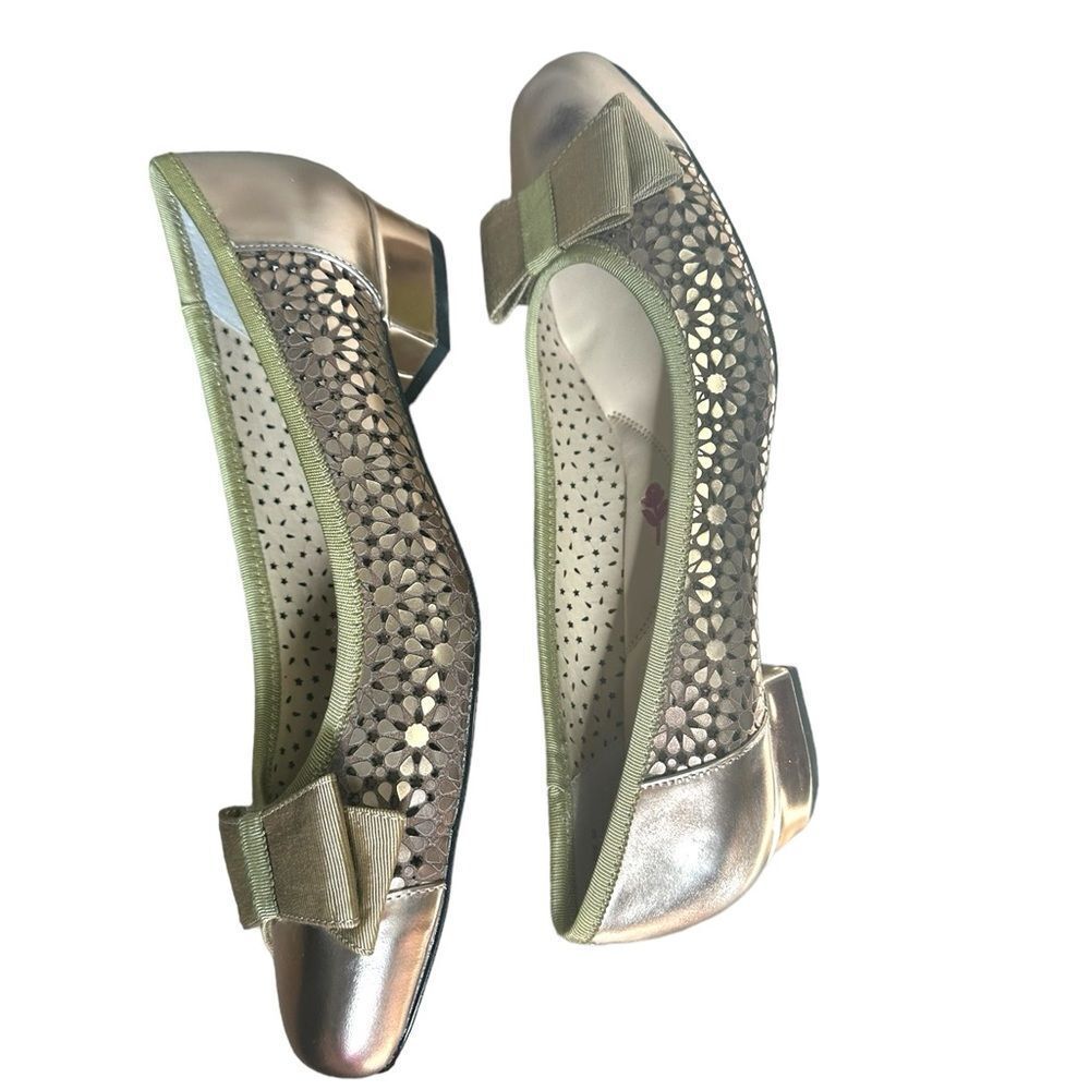 Ros Hommerson bronze Trisha metallic / patent leather flats in a size 9.5SS new - Picture 7 of 14